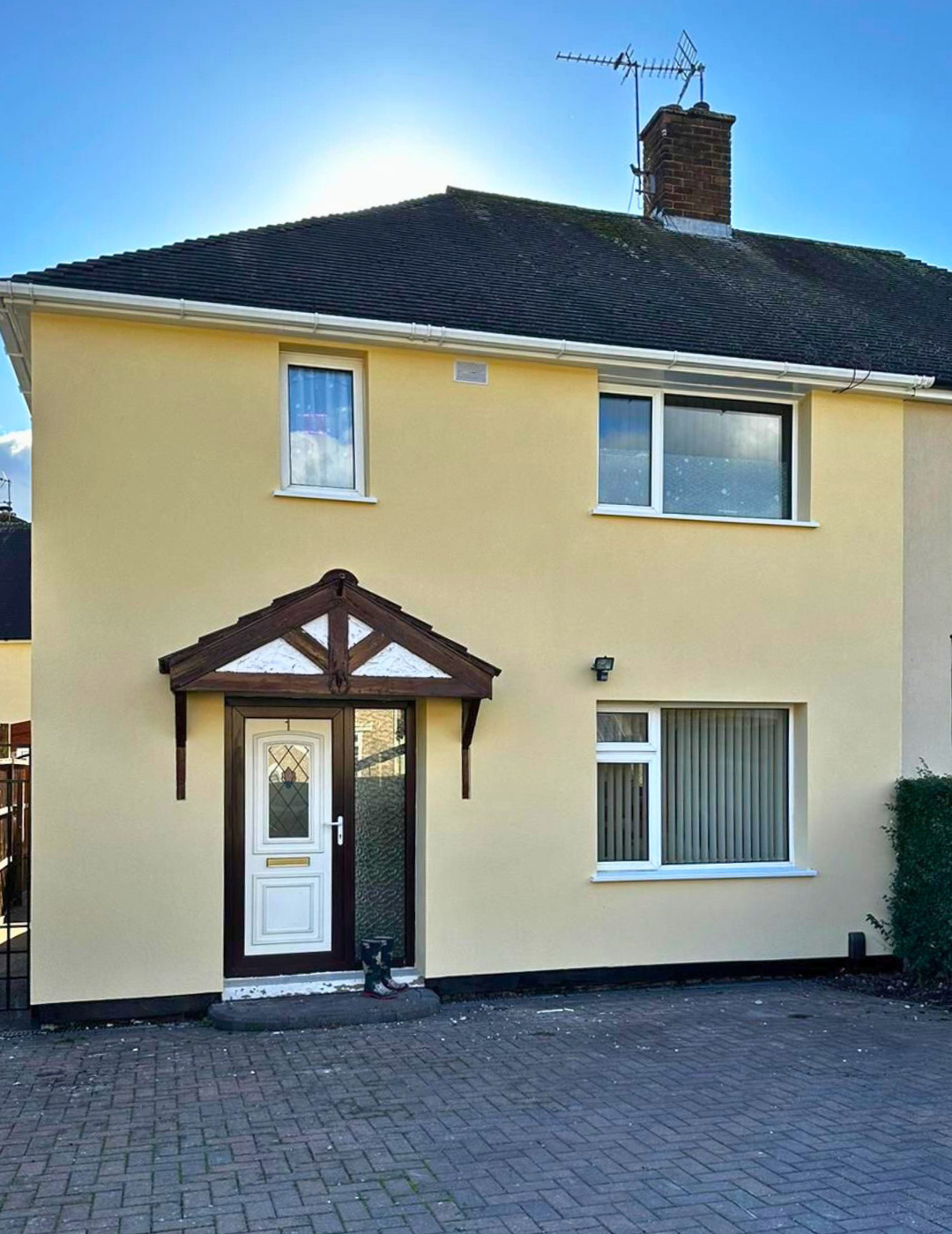 Rugby home with breathable thin-coat silicone-silicate render system